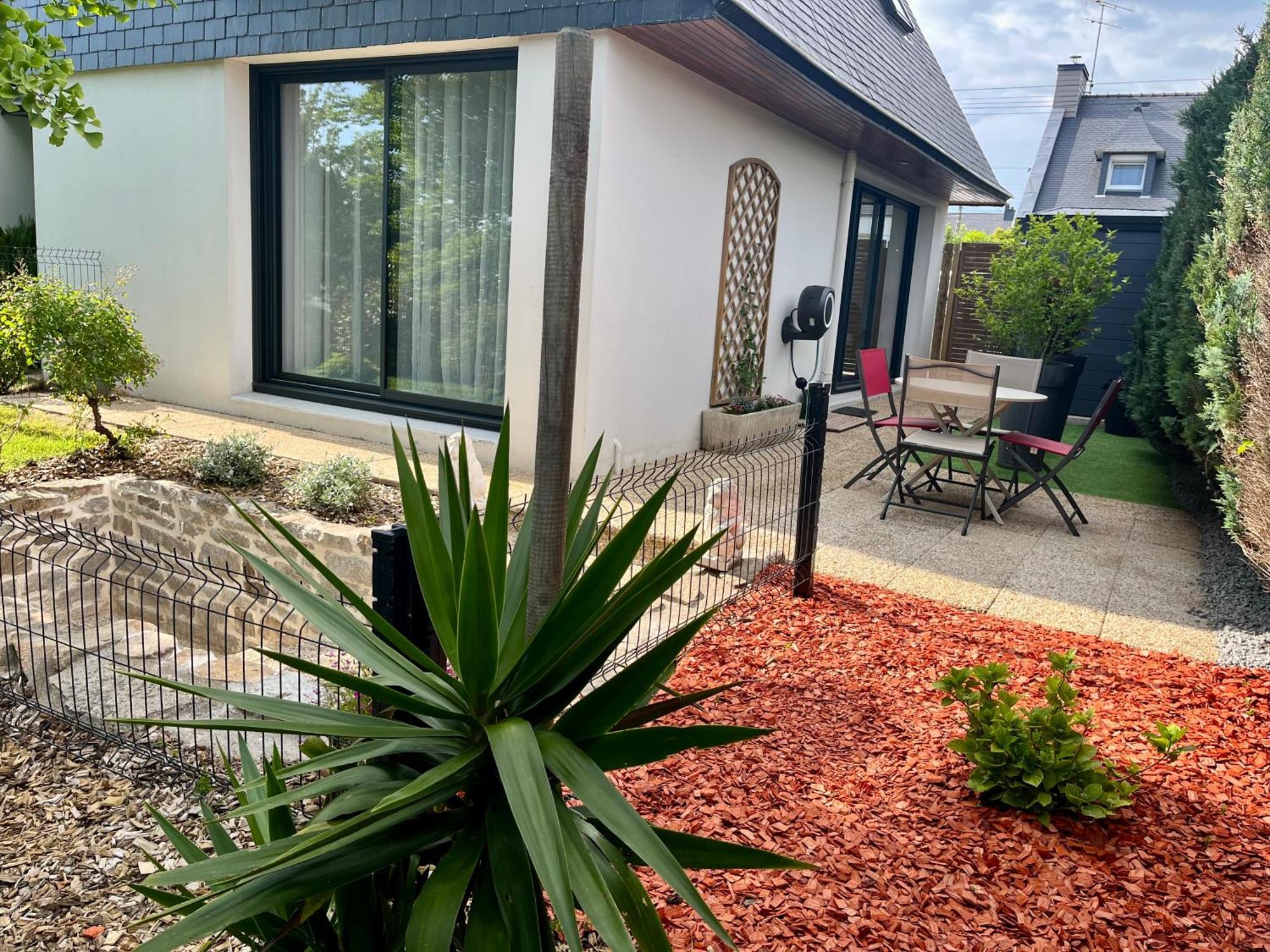 Au Jardin Ginkgo Apartment Quimper Exterior photo